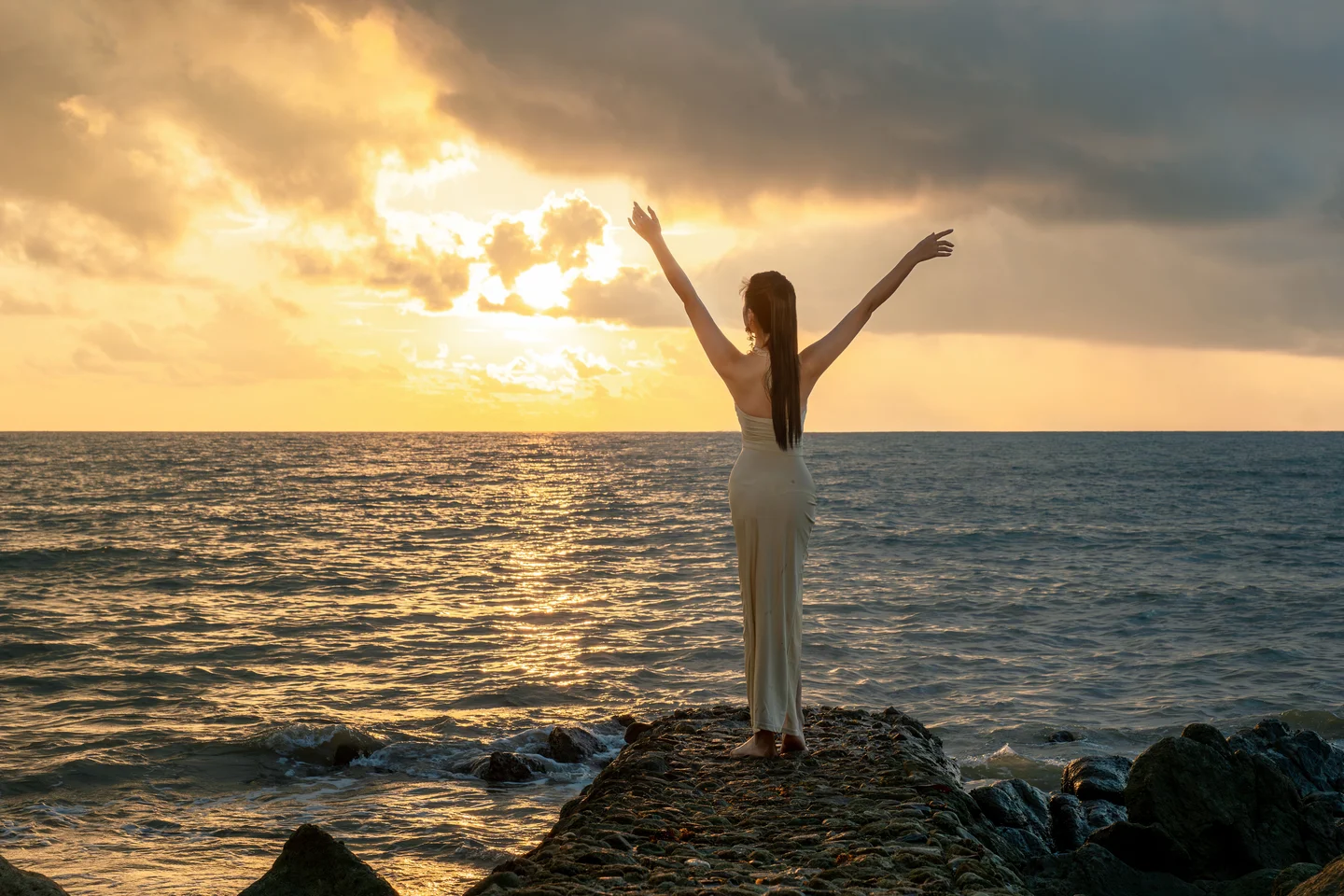 年年 - 海边维纳斯 [80P-549MB] tg@simisebaisi 【丝足阁】023.webp